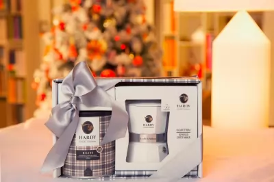 Cutie cadou cu espresor manual si cafea macinata Europa 250g Hardy