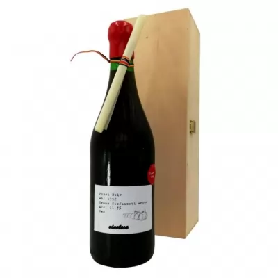 Vin rosu Pinot Noir 1992 Stefanesti cutie lemn