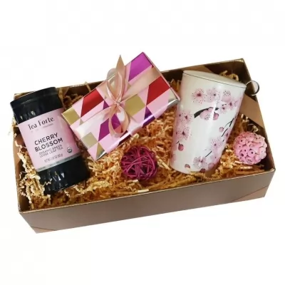 Pachet cadou ceai, cana, si ciocolata LIKABLE Gift