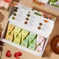 Cutie cu 10 piramide de ceai Tea Forte Petite Ribbon Jubilee